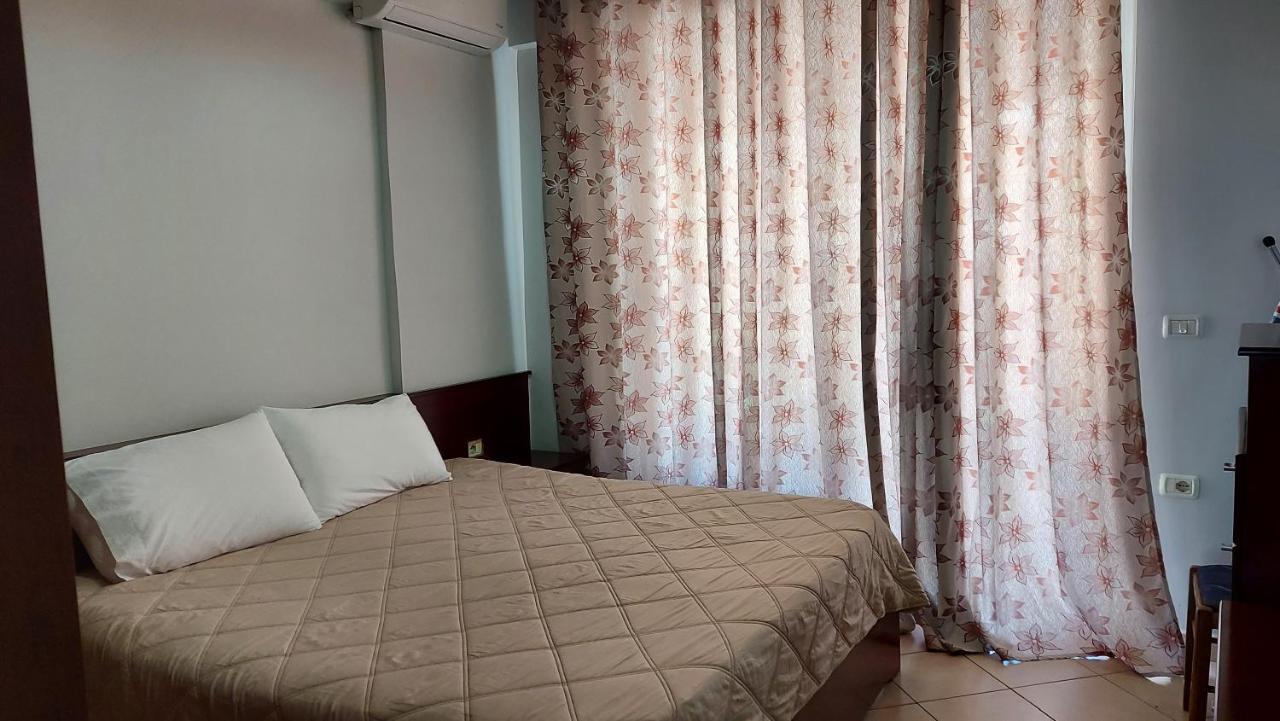Sea View Apartment Saranda Buitenkant foto